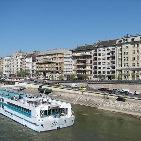 Central Danube Apartment Budapest Zimmer foto